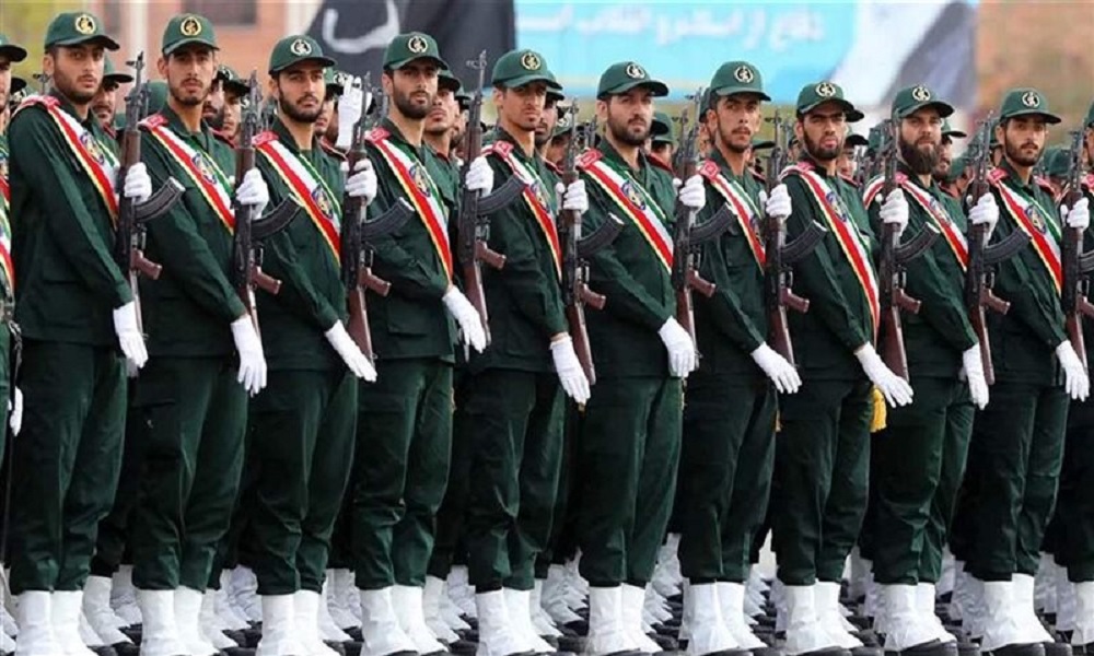 الحرس الثوري الإيراني: “لقنا إسرائيل درسًا”