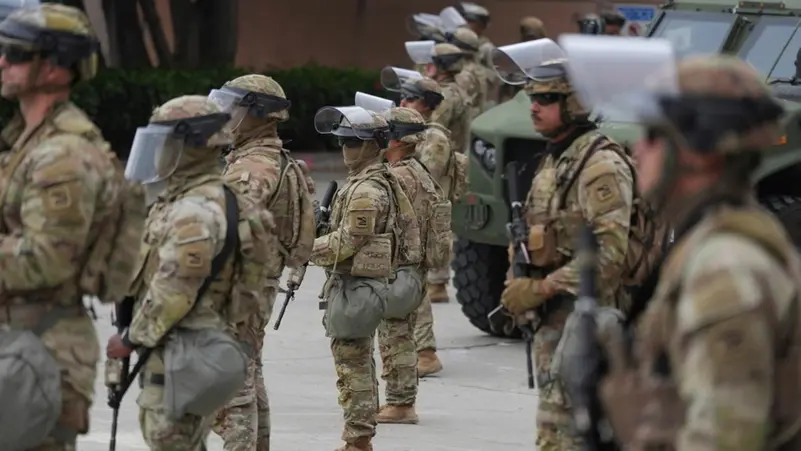 لوس أنجلوس.. نشر 500 عنصر “مارينز” للتصدي للاحتجاجات