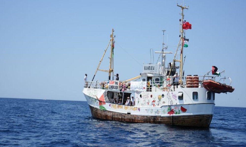 الرياح تجبر أسطول مساعدات غزة على العودة!