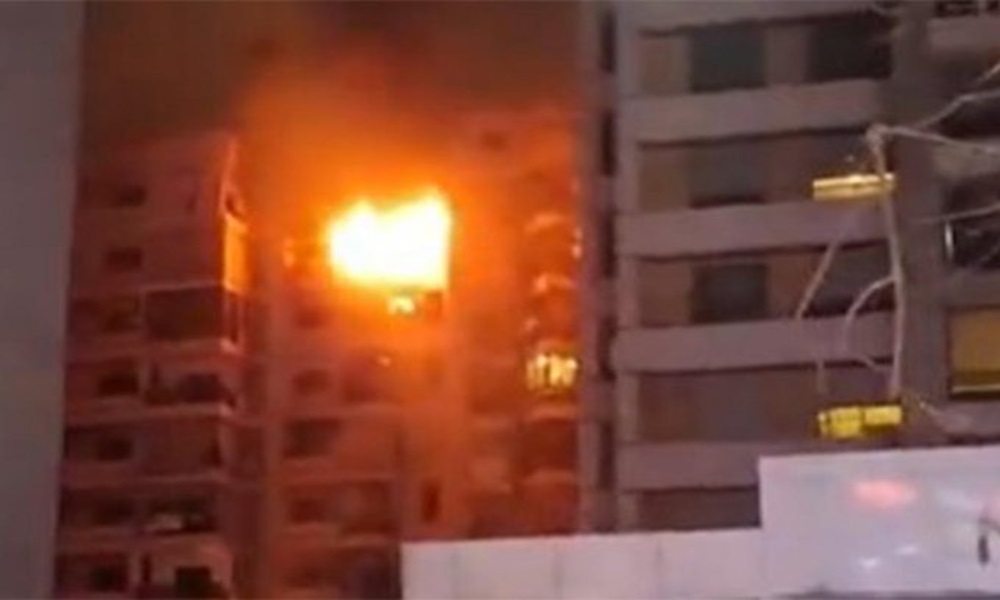 بالفيديو: إحتراق شقة سكنية في رأس النبع