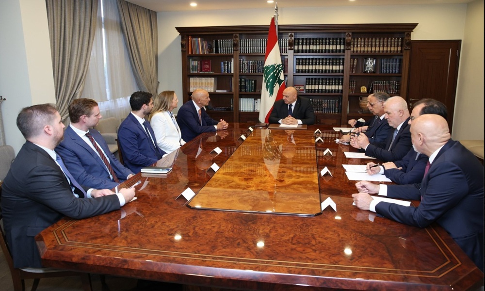 برّاك في تحذير “بقفازات”: صبر ترامب غير طويل