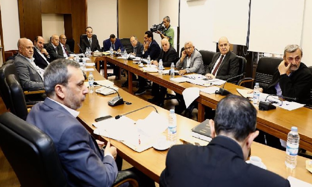 لجنة الادارة تستوضح حول ملاحظات “القضاء الاعلى”