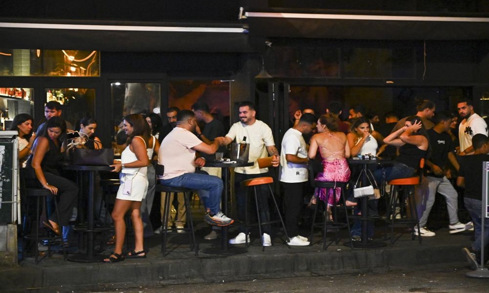 ليل لبنان الصاخب: الملاهي تضيء السياحة