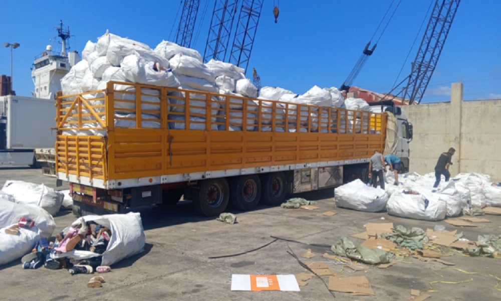 ضبط شاحنتين بلا بيانات جمركية عند مرفأ طرابلس