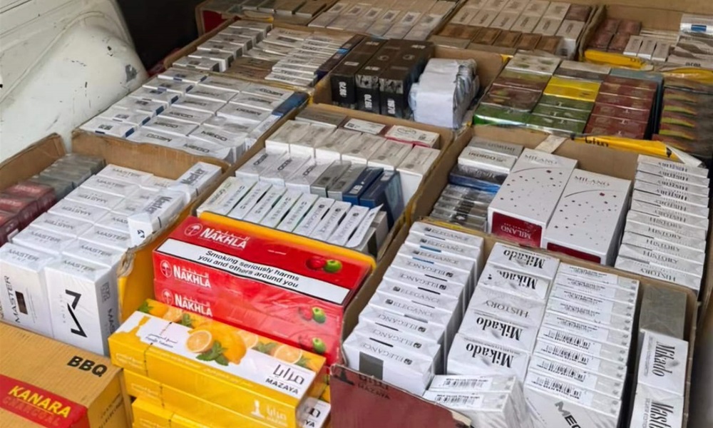 ضبط مصنوعات تبغية مهربة ومزوّرة في الحدت وبعبدا