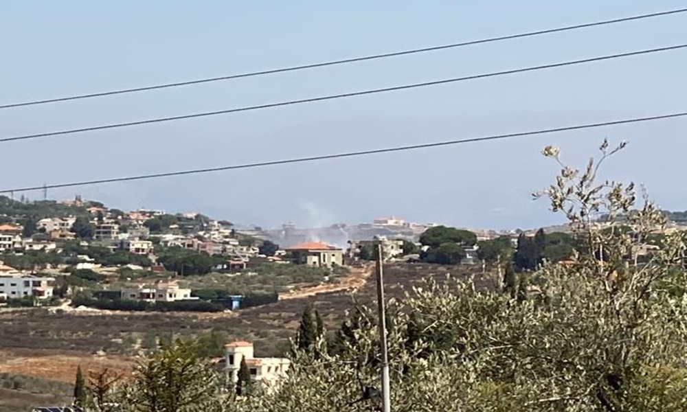 بالفيديو- غارة تستهدف سيارة في النبطية