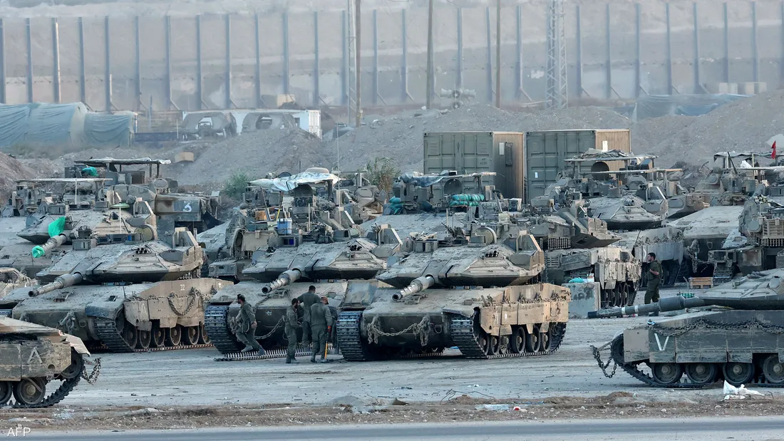 إسرائيل توسع عمليات غزة.. وطريق إنساني للمغادرة!