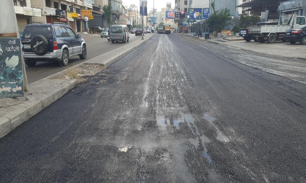 أعمال تزفيت من كنيسة مار مخايل باتجاه الطيونة