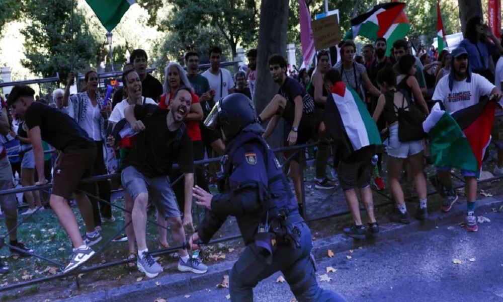 إسرائيل تهاجم سانشيز بعد تظاهرات مؤيدة لفلسطين