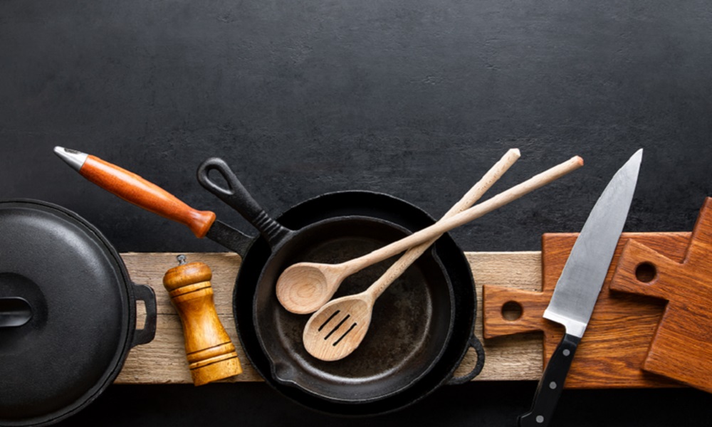 تحذير من أدوات طهي قد تلوث الطعام بمادة مسرطنة