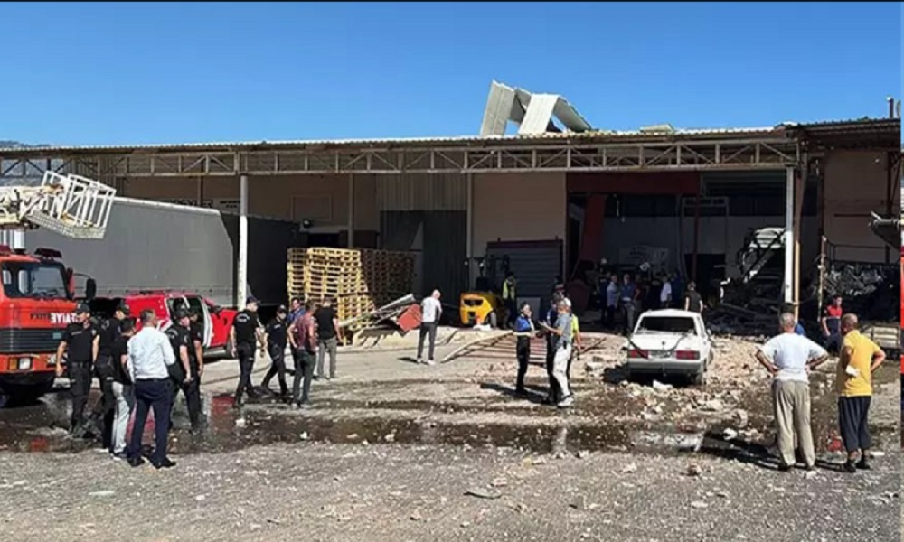 جرحى جراء إنفجار في سوق بأنطاليا!