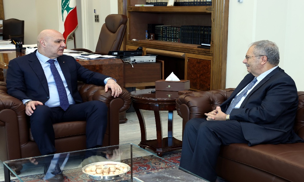 متري يضع عون في أجواء محادثاته مع الوفد السوري