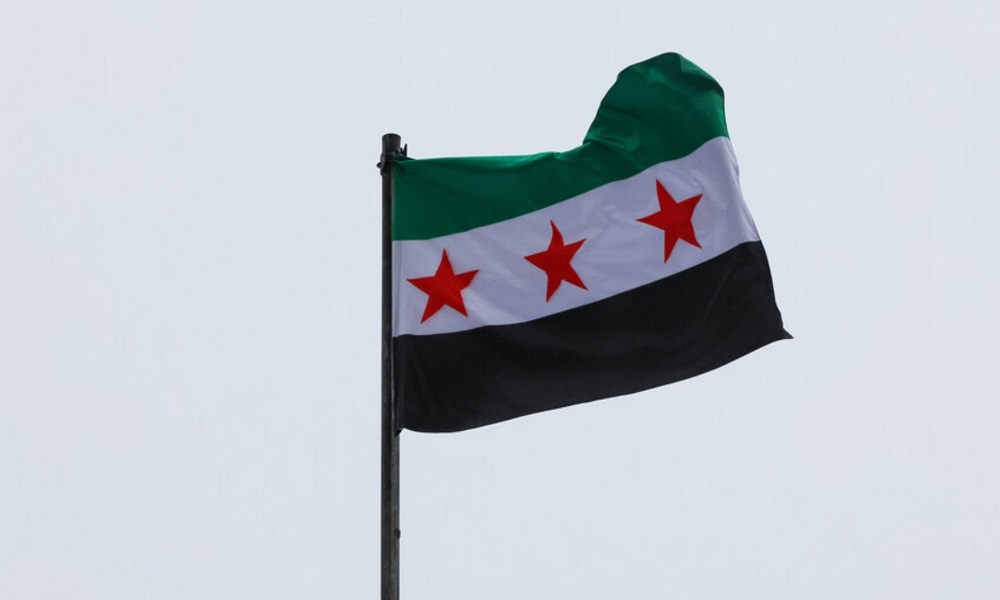 القبض على مسؤولين “شغلوا مناصب حسّاسة” في نظام الأسد