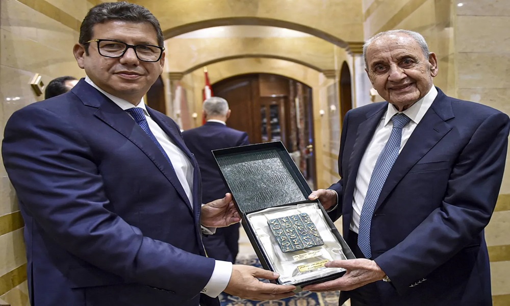 زحمة موفدين في بيروت لمنع التصعيد