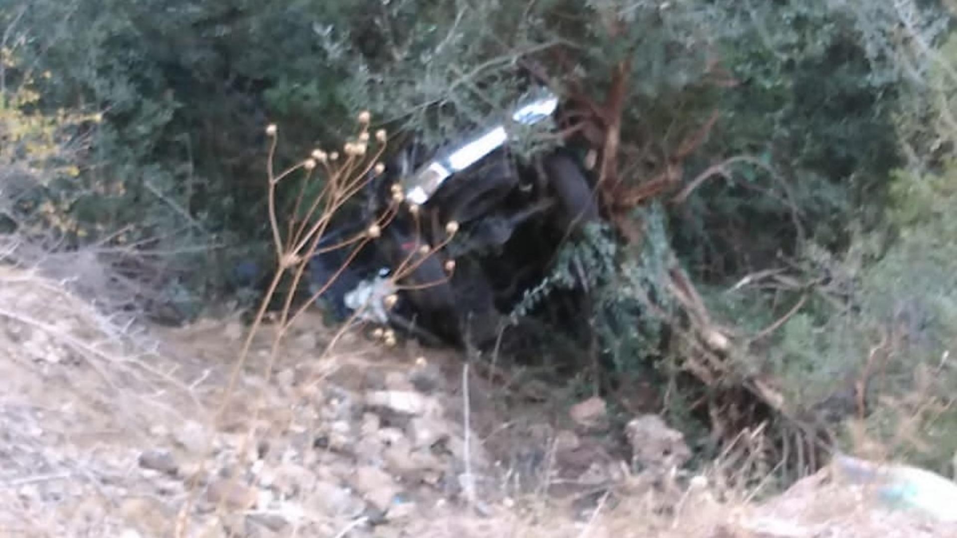 بالصور: حادث سير مروع في وادي قنوبين