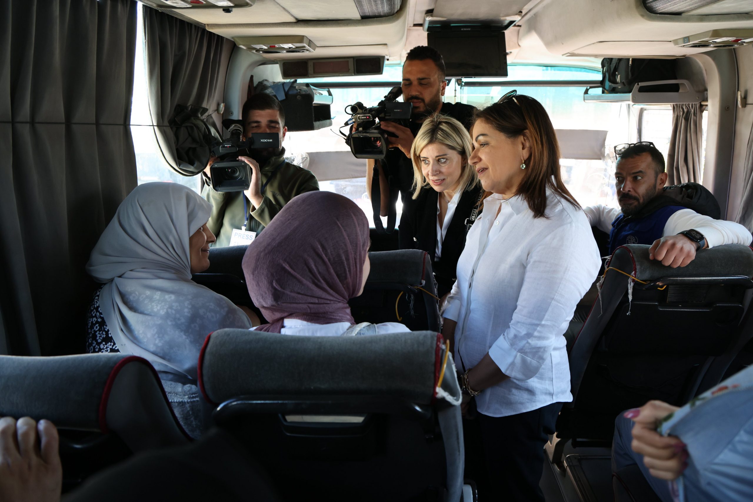 الأمن العام نظم المرحلة السابعة من عودة النازحين (صور) الأمن العام نظم المرحلة السابعة من عودة النازحين (صور)