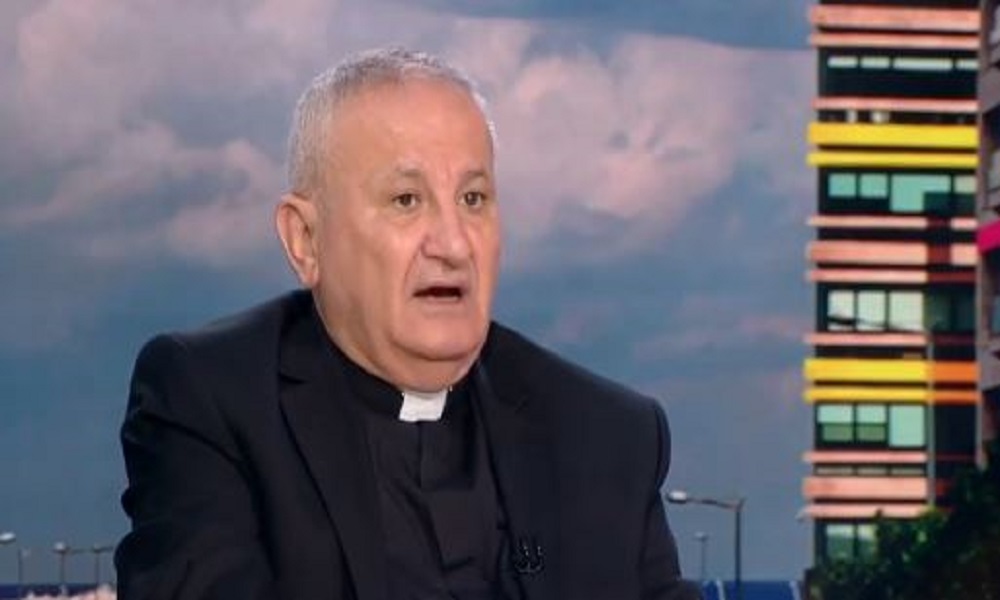 الأب الهاشم: البابا ملمّ جدًا في الواقع اللبناني