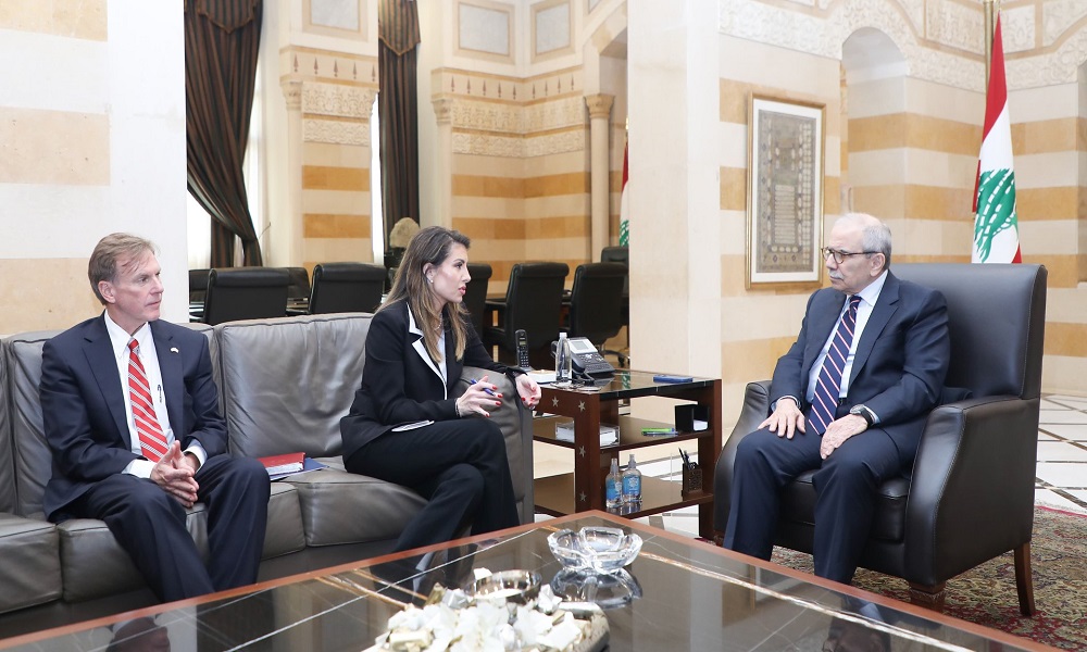 أورتاغوس وحديث مطول عن “الميكانيزم” في السراي