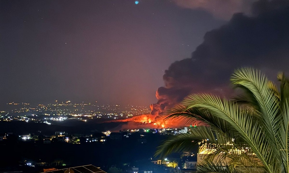 بعد الإنذار الإسرائيلي.. غارة تستهدف كفردونين (فيديو)