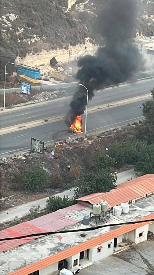 بالصورة- سقوط جرحى جراء استهداف سيارة قرب البيسارية