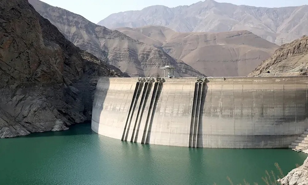 إيران توقف توليد الكهرباء من سدّ مائي كبير!