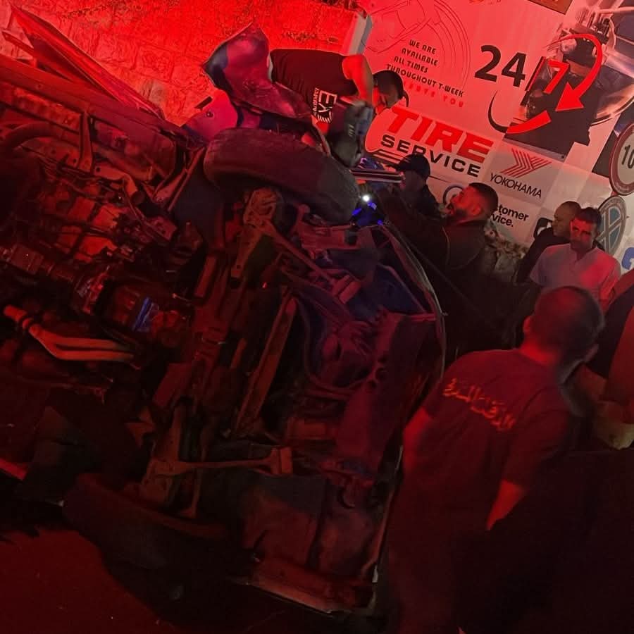 بالفيديو والصور: 6 جرحى بحادث سير على أوتوستراد عمشيت