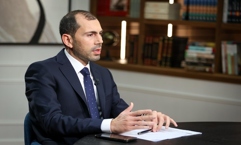 الخير يكشف: لا زيارة لبن فرحان.. والتفاوض المباشر مع إسرائيل الأصوب