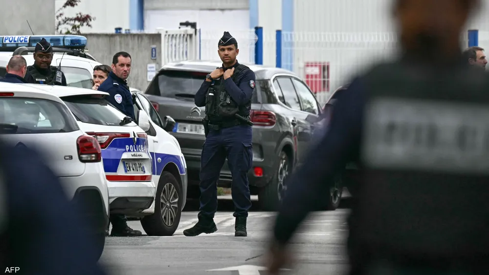 إنذار بوجود قنبلة يعطل البث ويخلي شبكة تلفزيونية فرنسية