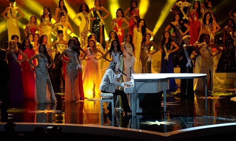 فرض عقوبات على نائب رئيس مسابقة ملكة جمال الكون