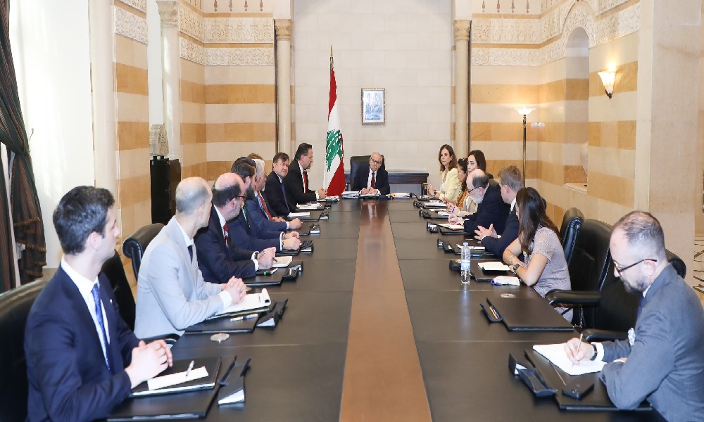 وفد الخزانة الأميركية: تعالوا بـ”Offer” واثبتوا نزع السلاح