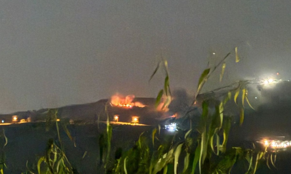 الجيش الإسرائيلي يفجّر 3 منازل في حولا