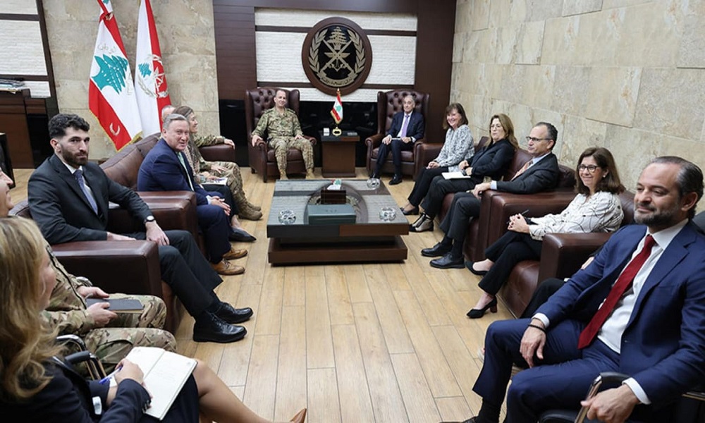 قائد الجيش بحث مع وفد أميركي في التحديات