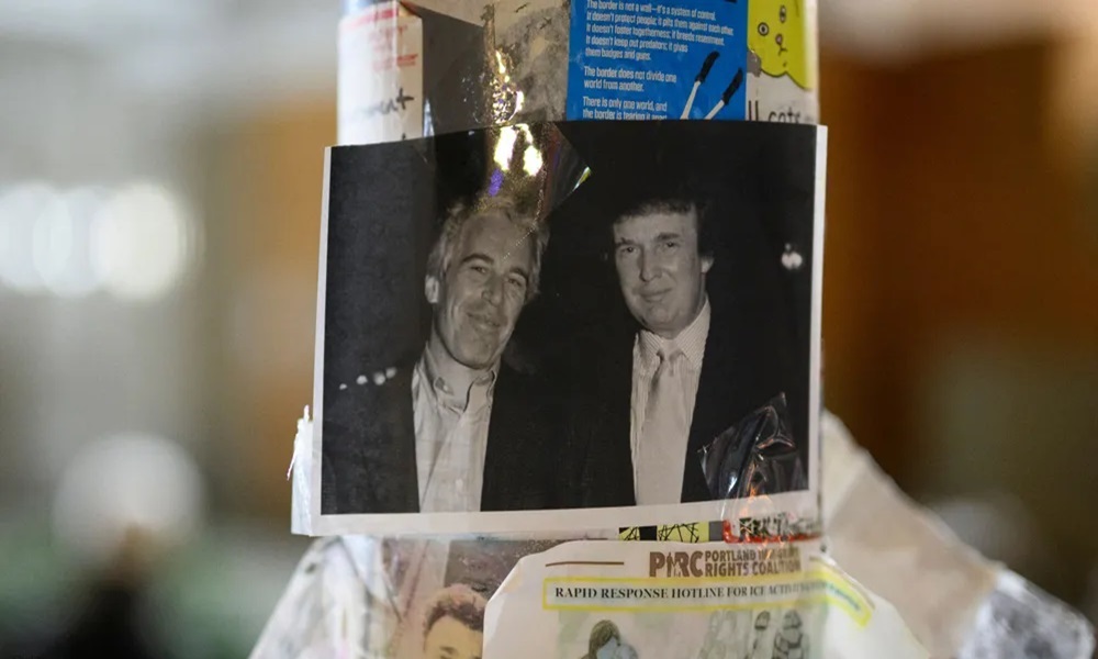 عودة صورة ترامب إلى ملفات إبستين