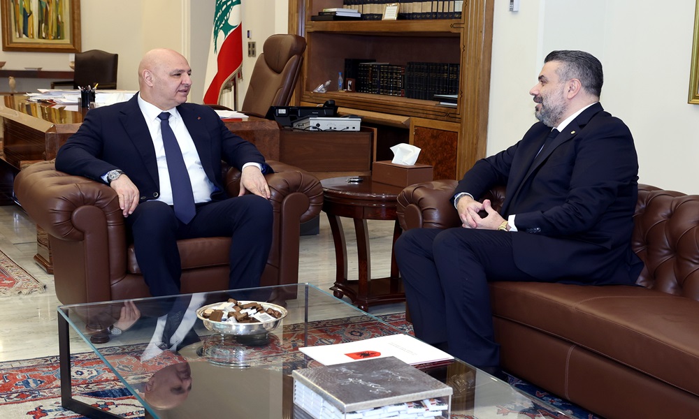 عون يتلقى قرار افتتاح القنصلية العامة لألبانيا في لبنان