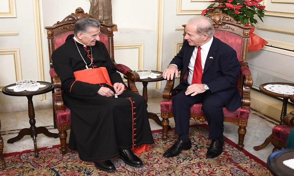 عيسى من بكركي: غيرتنا مع الراعي مشتركة لتحقيق السلام