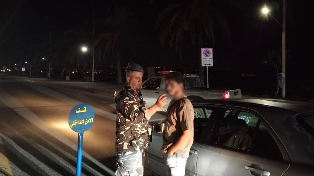 حواجز لقياس نسبة الكحول لدى السائقين