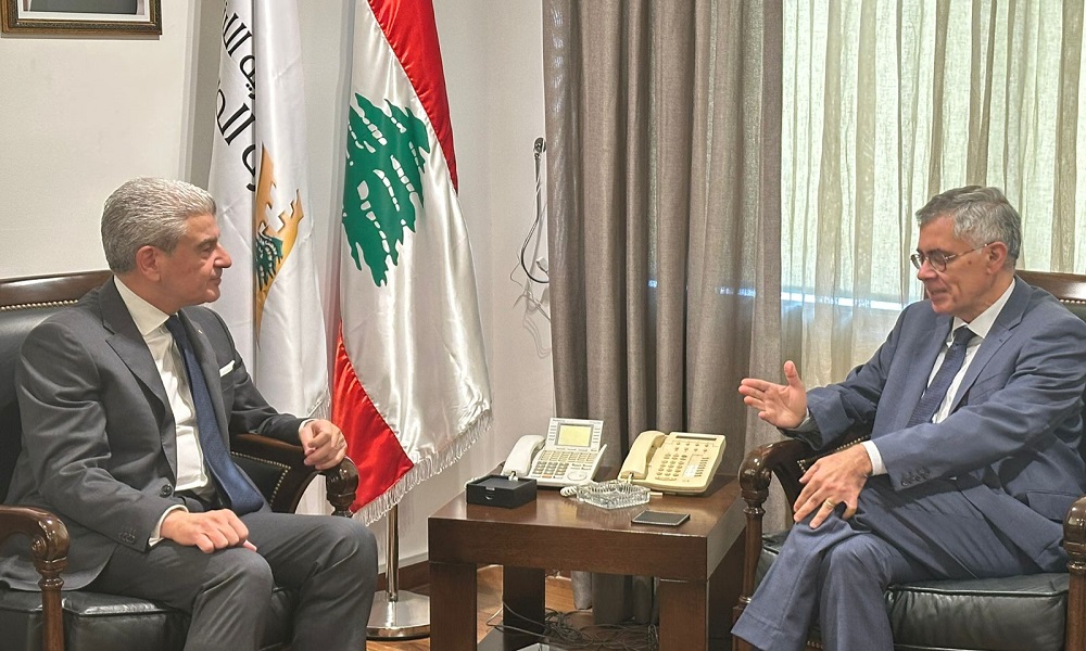 تعزيز التبادل التجاري بين وزير الصناعة وسفير البرازيل