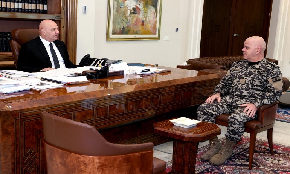 الأوضاع الأمنية ومكافحة الفساد على طاولة عون