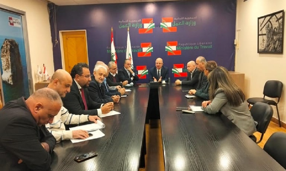 حيدر يترأس اجتماع لجنة المؤشر