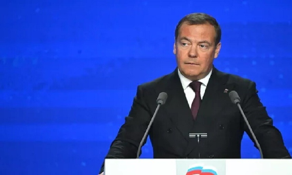 مدفيديف: خلافات الغرب تخدم مصالح روسيا