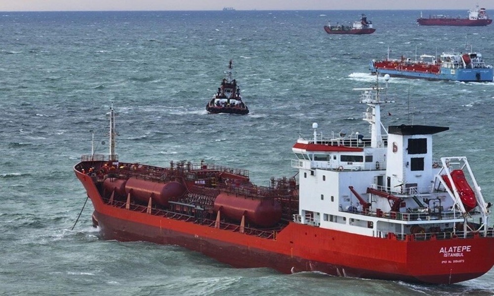 اصطدام ناقلتي نفط ضخمتين قرب إسطنبول