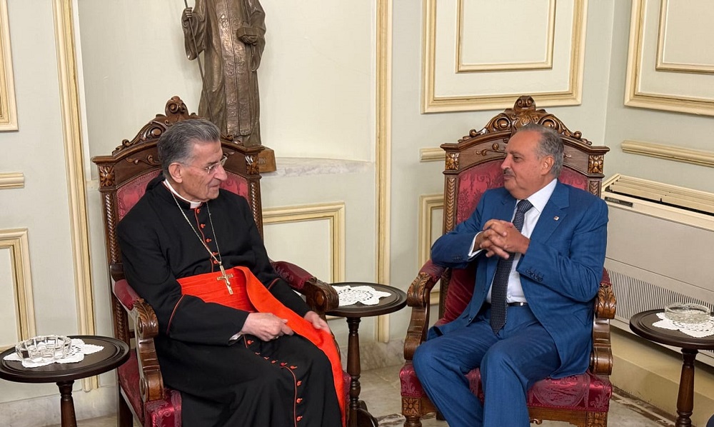 أرسلان: بكركي حاضنة وضامنة لتثبيت اللبنانيين