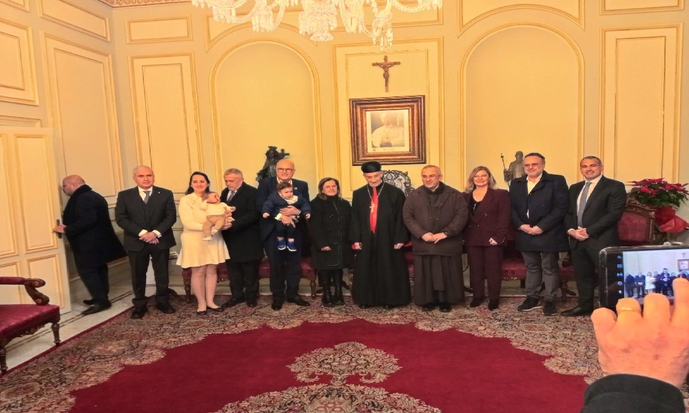 الراعي يكرّم السكرتير الأول لسفارة فرسان مالطا بوسام مار مارون