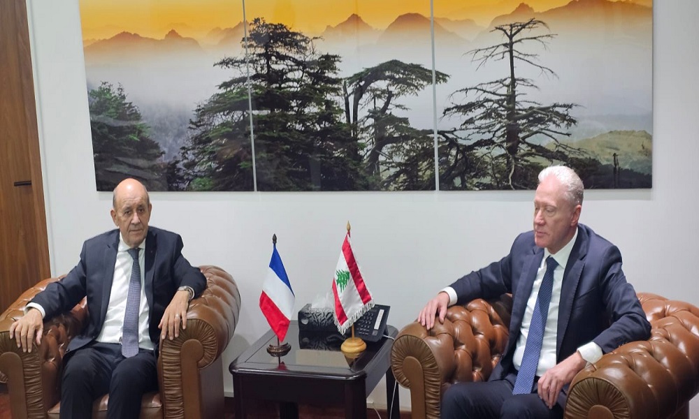 رجي للودريان: حصر سلاح “الحزب” مطلب لبناني