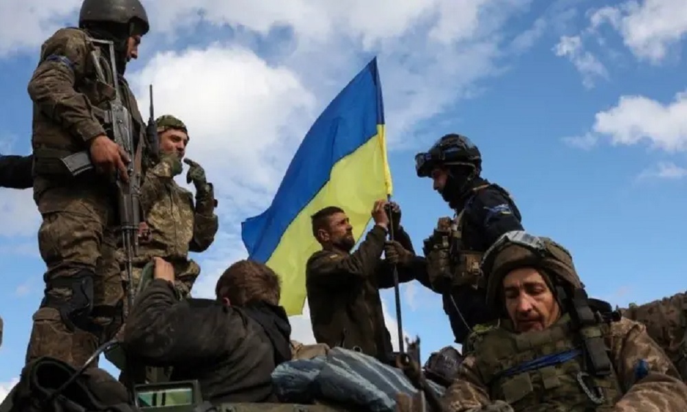 الجيش الأوكراني ينسحب من بلدة سيفرسك