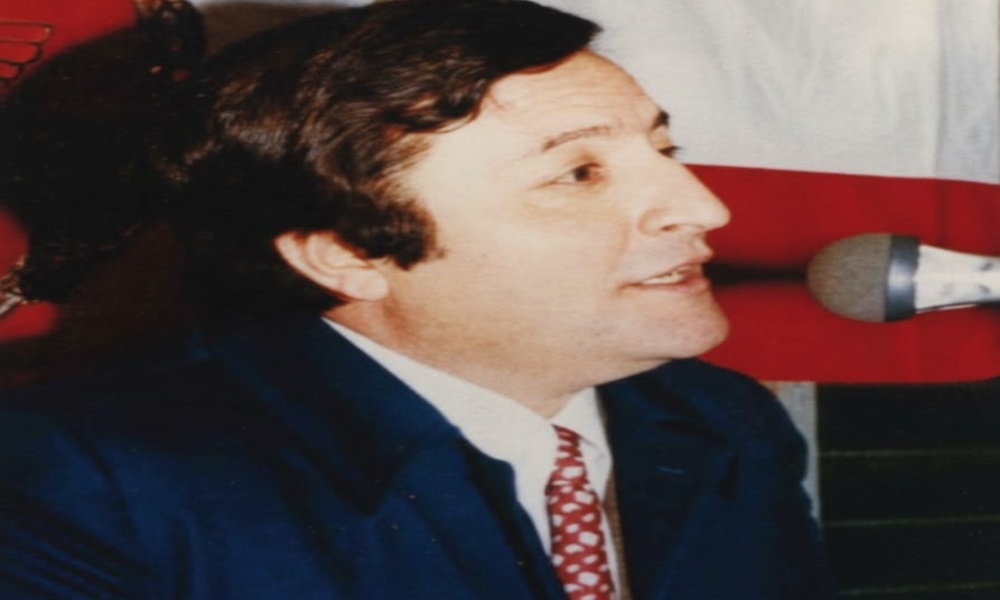 “أنا أكتب للبنان، وليست حياتي ولا عائلتي أغلى عليّ من وطني”