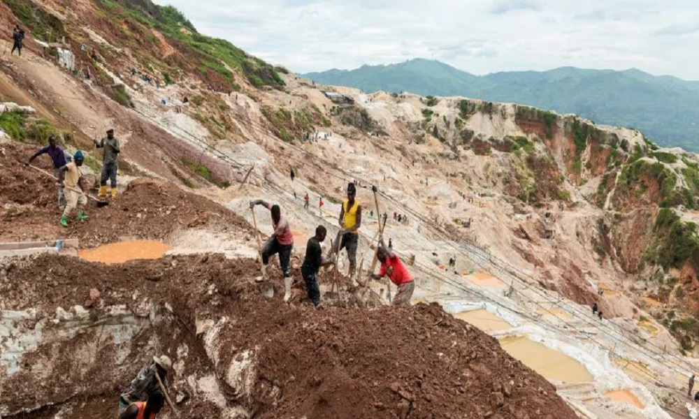 انهيار منجم يودي بحياة أكثر من 200 شخص شرق الكونغو