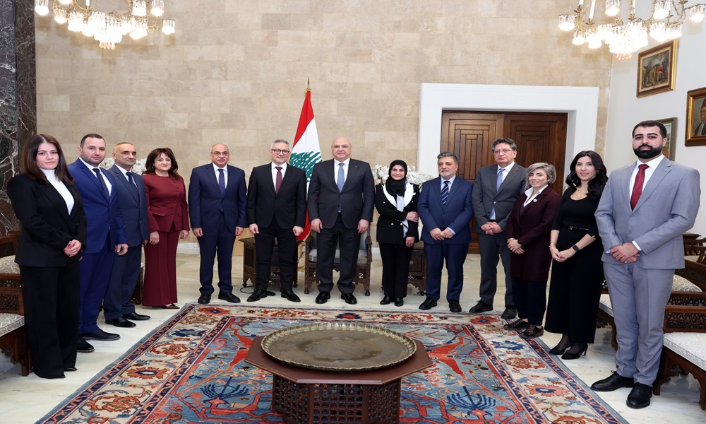 عون: لجعل العلم في خدمة الوطن