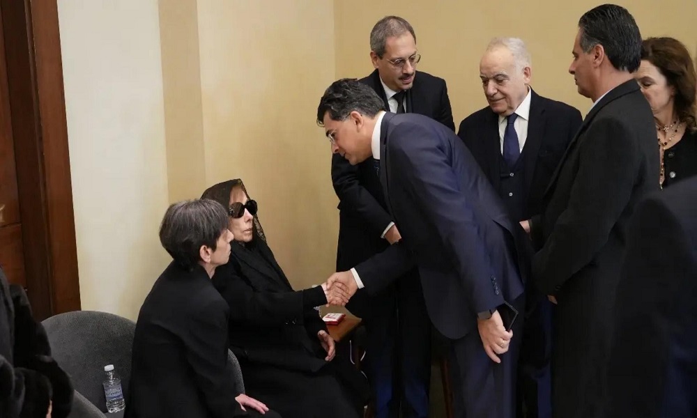 مرقص معزّيًا فيروز: الكلمات تعجز أمامها