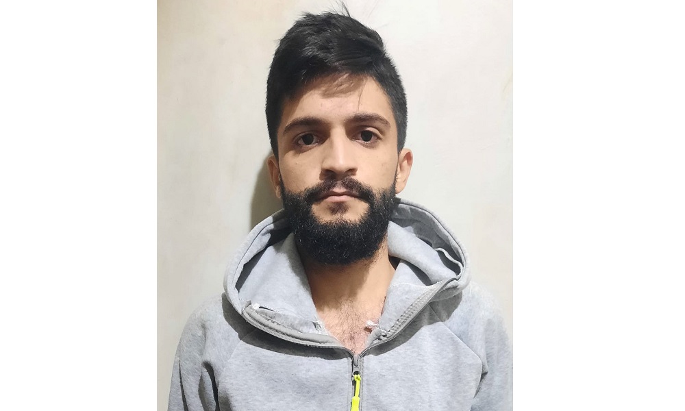 برصيده أكثر من 400 عملية سلب.. هل وقعتم ضحيّته؟